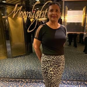 Meet your Posher, Camay